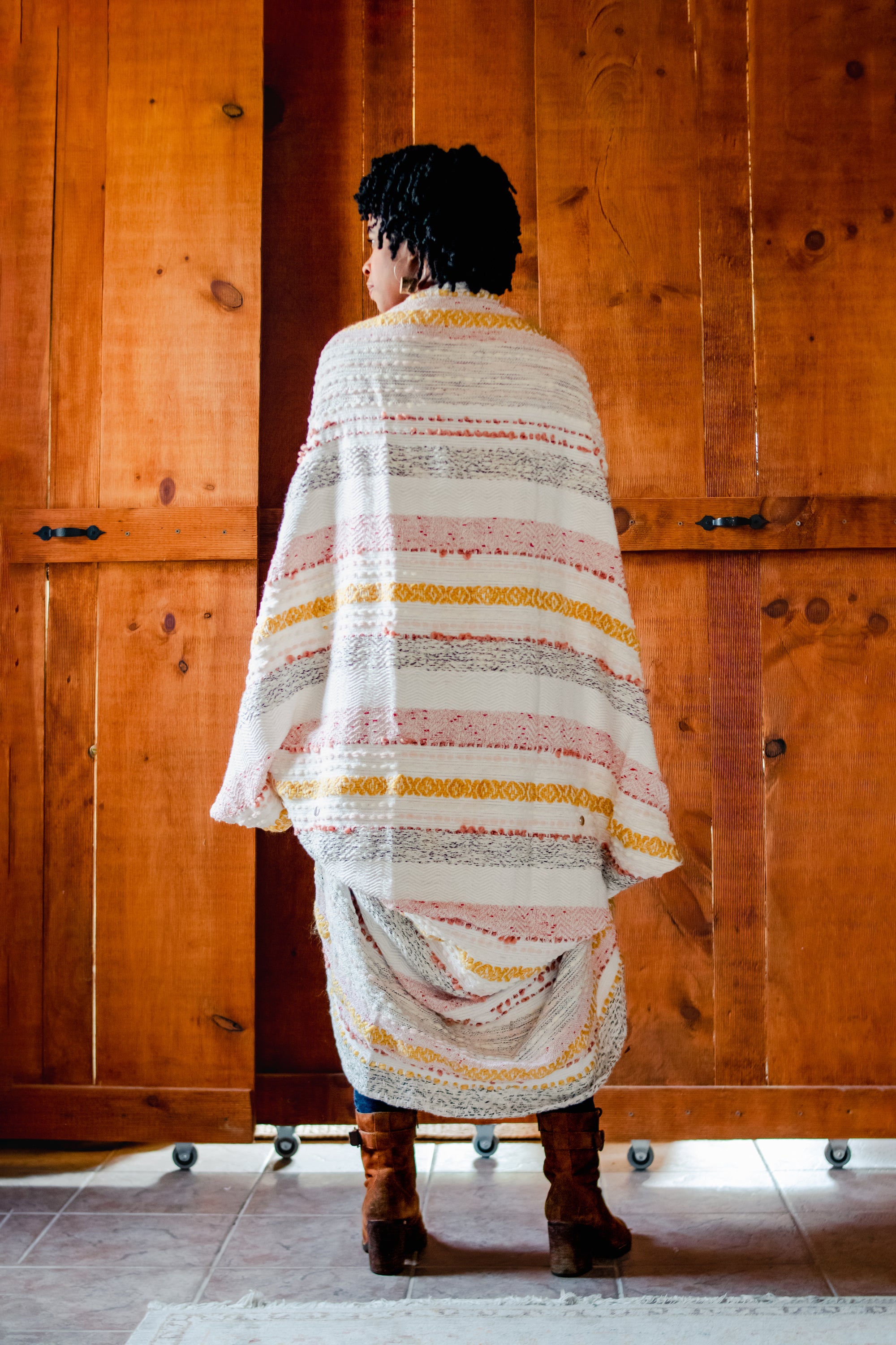 Meera - Wearable Throw