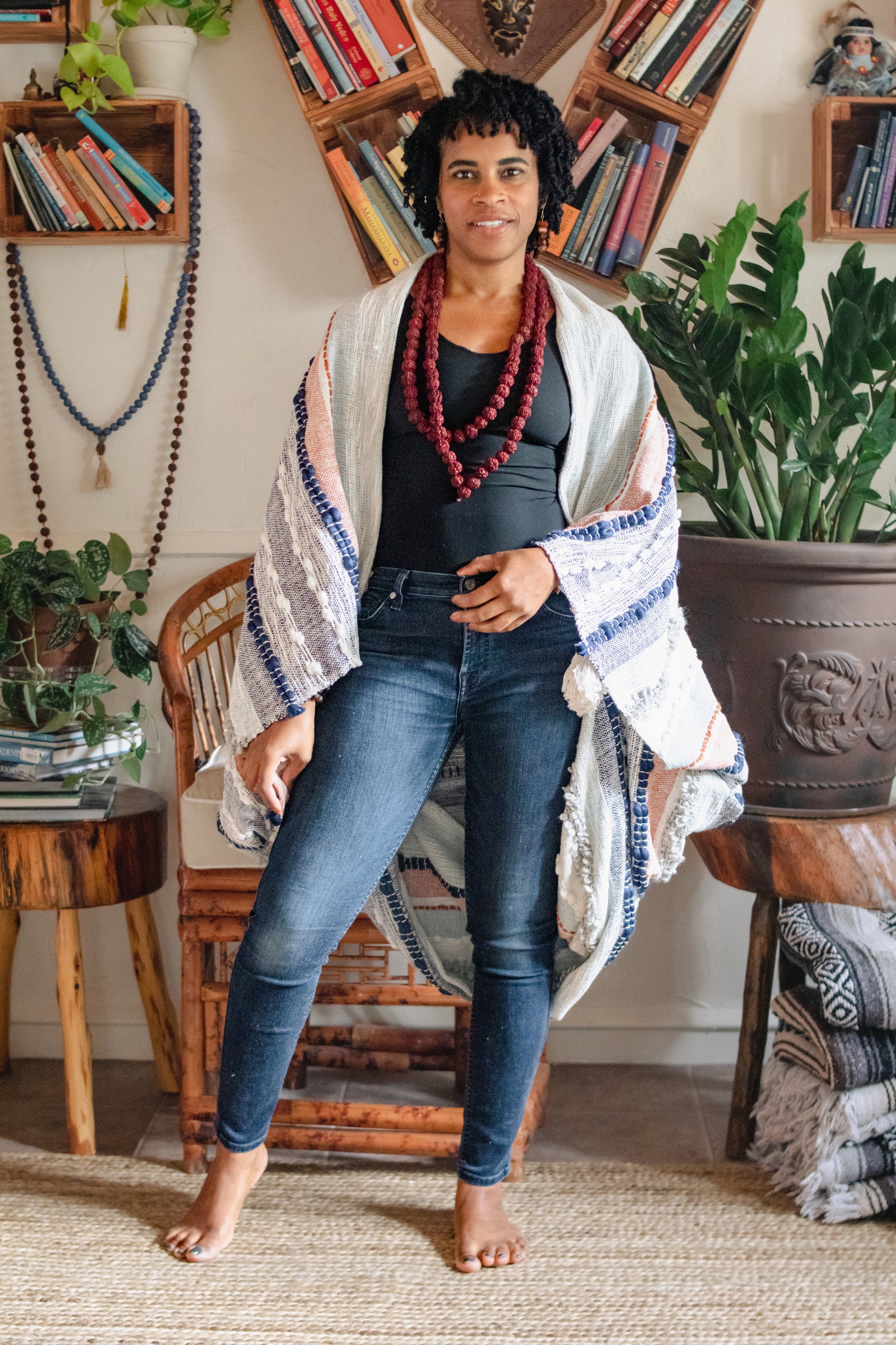Ayita - Wearable Throw